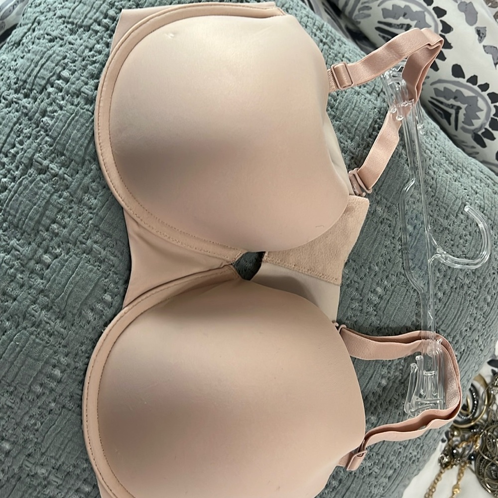 Spanx, convertible, lightweight, memory foam bra